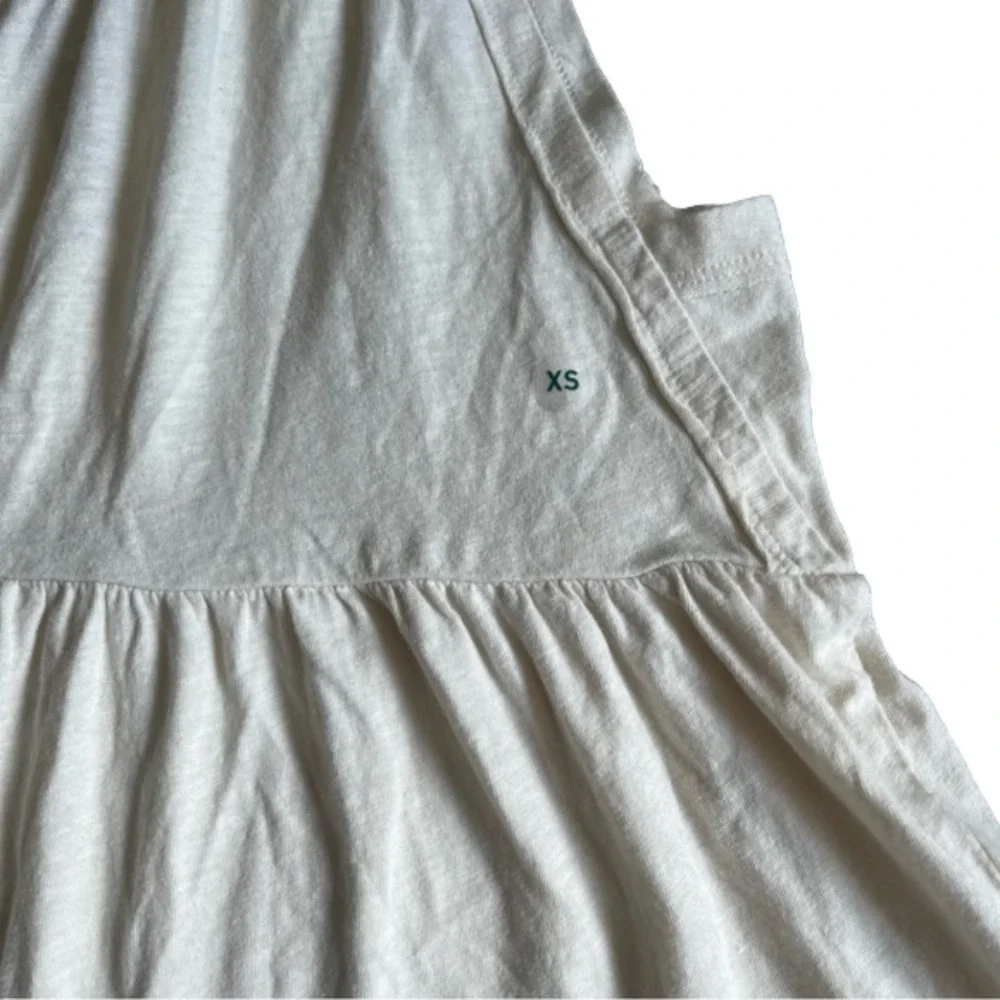 American Eagle Sleeveless Keyhole Chic Tank Top Womens Beige Size XS